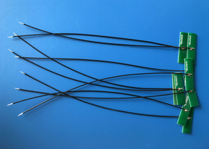 Kabel IPEX mikro koncentryczny z wewnętrzną anteną PCB